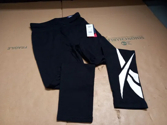 REEBOK VECTOR LEGGINGS IN BLACK - XL 14/16