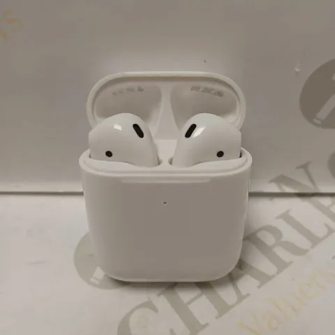 APPLE AIRPODS A1938