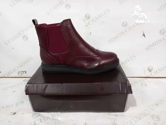 BOXED PAIR OF TOP STAKA ANKLE BOOTS IN WINE RED UK SIZE 6