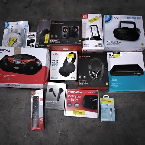 BOX OF ASSORTED ELECTRONIC ITEMS TO INCLUDE BLACKWEB GAMING HEADSET, MIXX STREAMBUDS AND, MANHATTAN FREEVIEW BOX, JVC WIRELESS HEADPHONES,  ONE FOR ALL AERIAL, ETC