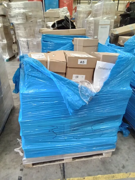 PALLET OF ASSORTED ITEMS INCLUDING 500PK A4 PAPER, 500PK A5 PAPER, DCENTA STEAM MOP, MULTIFUNCTIONAL COPIER PAPER, SMALL CHRISTMAS TREE