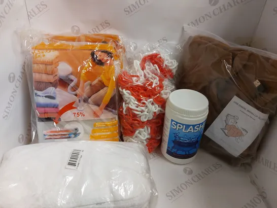 BOX OF APPROX 10 HOUSEHOLD ITEMS TO INCLUDE VACUUM BAGS, USB HEATED THROW, PLASTIC CHAIN FENCE