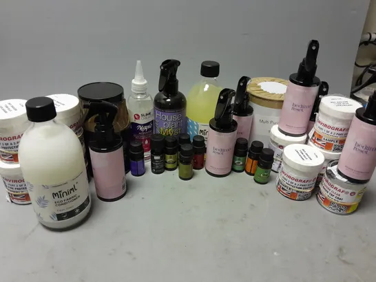 20 ASSORTED LIQUIDS TO INCLUDE SASSY SCENTS BEDTIME RESET, MINIML ECO FABRIC CONDITIONER, MULTI PURPOSE PAINT, ETC - COLLECTION ONLY