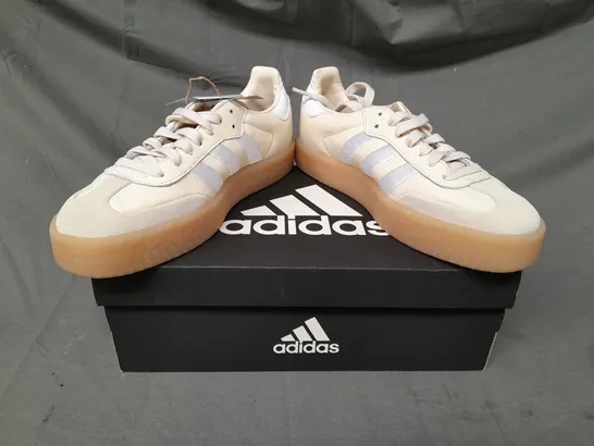 BOXED PAIR OF ADIDAS SAMBA SHOES IN CREAM/SATIN WHITE UK SIZE 6.5