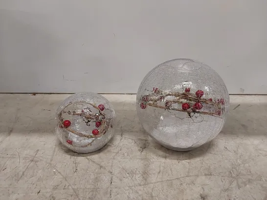 BOXED SET OF 2 GLOBE BERRY DECORATIVE SPHERES // FAULTY (1 BOX)