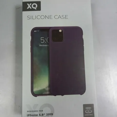 APPROXIMATELY 40 BRAND NEW BOXED XQ SILICONE PROTECTIVE CASES FOR IPHONE 5.8" 2019 MODEL 