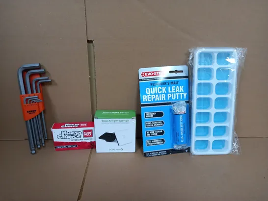 BOX OF APPROXIMATELY 10 ASSORTED ITEMS TO INCLUDE - ICE TRAY , QUICK LEAK PUTTY , TOUCH LIGHT SWITCH ETC