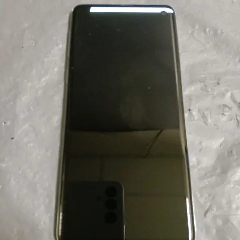 SAMSUNG GALAXY S10 SMARTPHONE