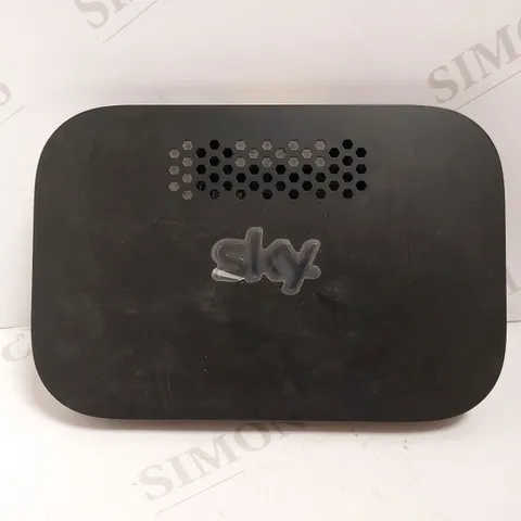 SKY Q SET TOP BOX - ER110