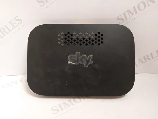 SKY Q SET TOP BOX - ER110