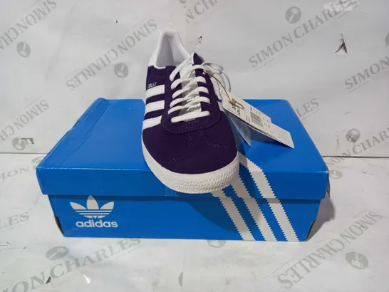 BOXED PAIR OF ADIDAS GAZELLE SHOES IN PURPLE UK SIZE 7.5