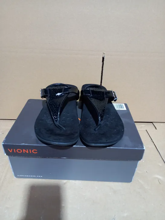 VIONIC SANDALS - BLACK FLIP FLOPS WITH BLACK PATENT STRAPS UK SIZE 6