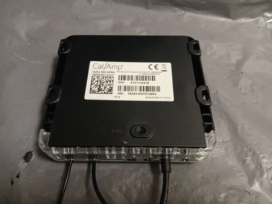 UNBOXED CAL/AMP QUBE 300 GPRS VEHICLE TRACKER