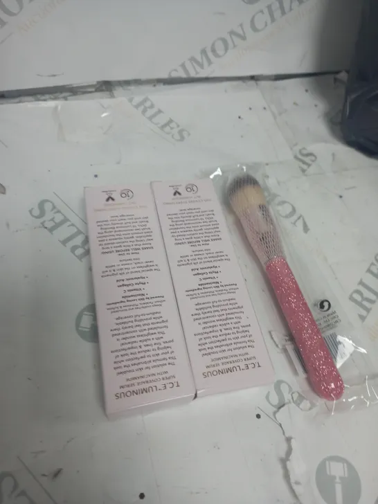 2 X T.C.E LUMINOUS DOLL 10 WITH 1 x BRUSH