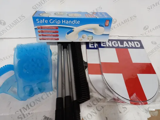 BAG OF APPROXIMATELY 5 ITEMS TO INCLUDE SAFETY GRIP HANDLE, BACK MASSAGER, ENGLAND MAGNETS ETC