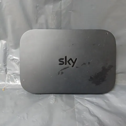 SKY EM150 Q MINI BOX