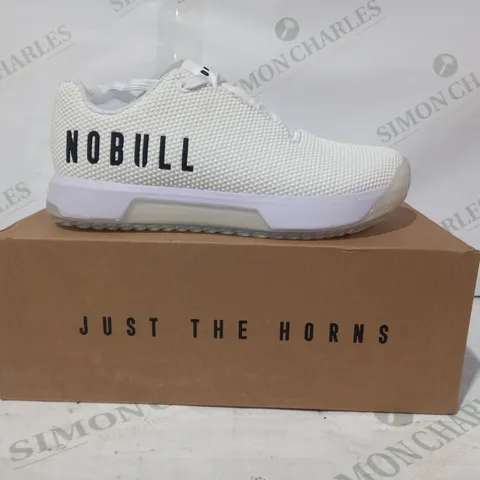 BOXED PAIR OF NOBULL SF TRAINERS IN WHITE UK SIZE 4