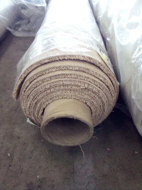 ROLL OF QUALITY TUDOR TWIST HEATHRS60 GOBI DUNE CARPET 4.17*5M