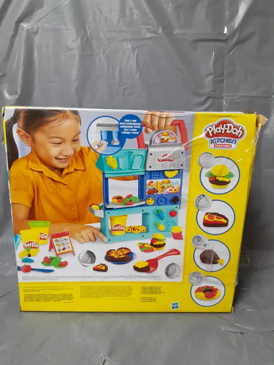 PLAY-DOH KITCHEN CREATIONS BUSY CHEF'S RESTAURANT PLAYSET RRP £24.99