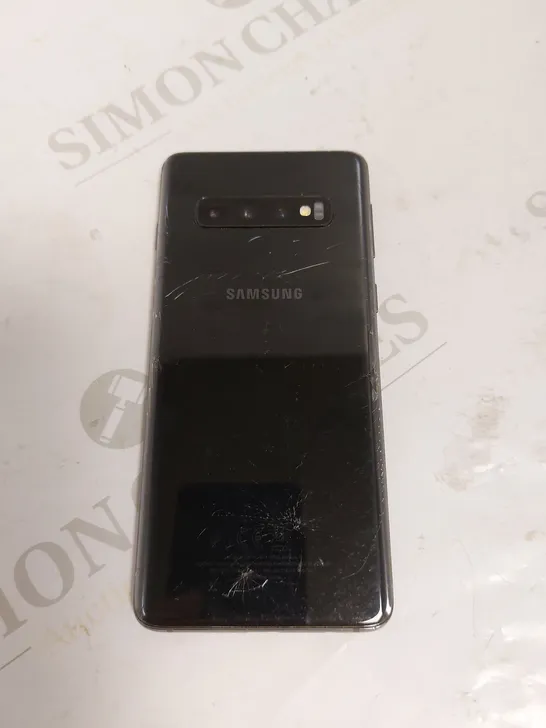 SAMSUNG GALAXY S10