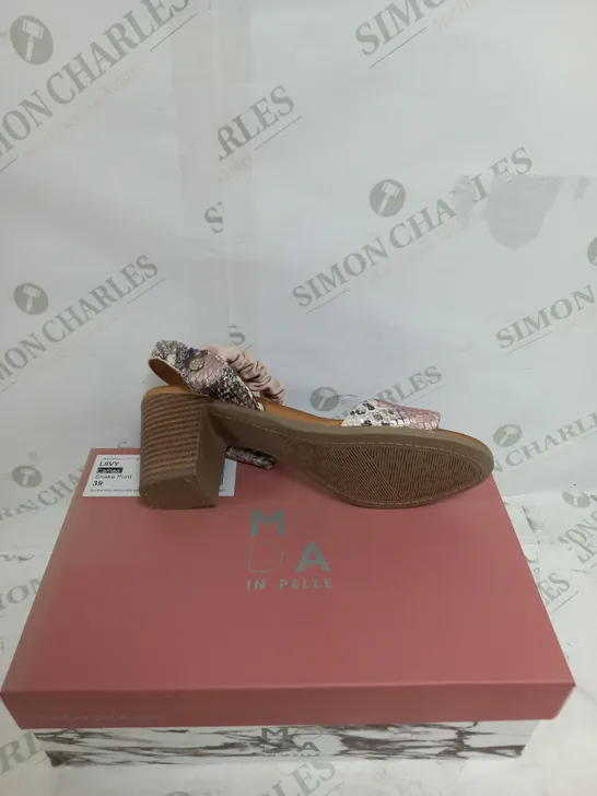 BOXED MODA IN PELLE LIIVY CAMEO SNAKE PRINT SIZE 6 