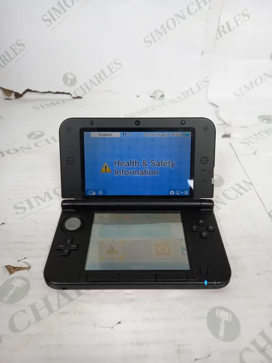 NITENDO 3DS XL CONSOLE