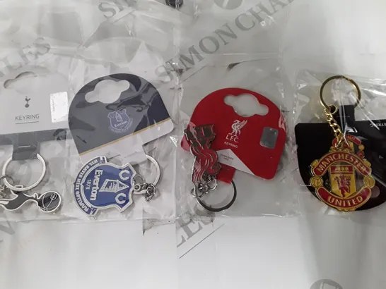 LOT OF APPROXIMATELY 30 ASSORTED FOOTBALL THEMED KEY RINGS 