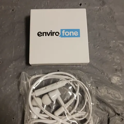 BOX OR APPROX. 500 STEREO EARPHONES WITH MIC IN WHITE  