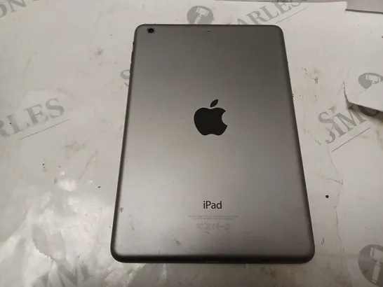 APPLE IPAD MINI 2 A1489 SILVER