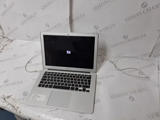 APPLE MACBOOK AIR6, 2/A 1466  SERIEL #C02NHC7HG085