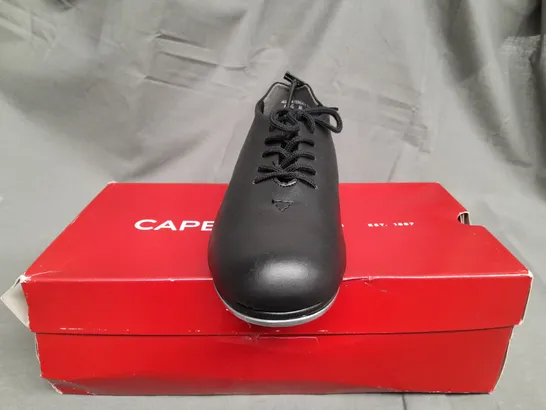 BOXED CAPEZIO TAP DANCING BLACK SHOES - SIZE 4 1/2