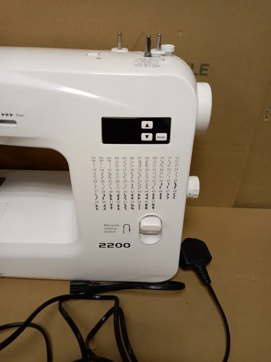 UTEN COMPUTERISED DIGITAL SEWING MACHINE EMBROIDERY QUILTING FUNCTION MACHINE