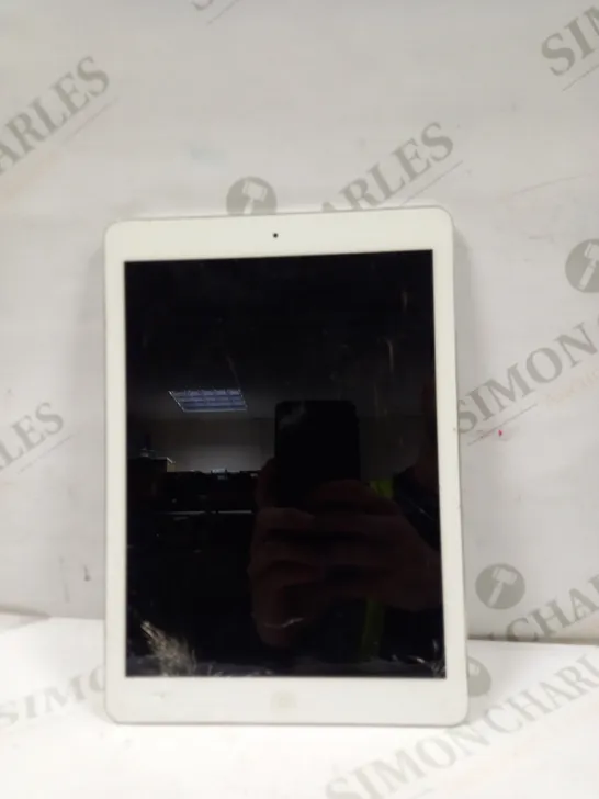 APPLE A1474 IPAD AIR 