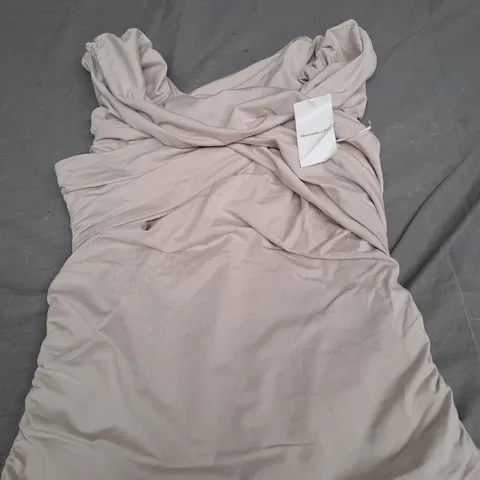 ABERCROMBIE & FITCH BEIGE SHORT DRESS - SMALL