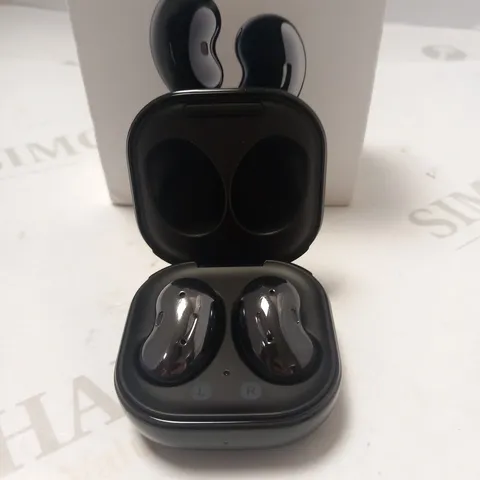 BOXED SAMSUNG GALAXY BUDS LIVE