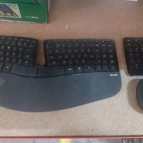 MICROSOFT SCULPT COMFORT DESKTOP KEYBOARD SET