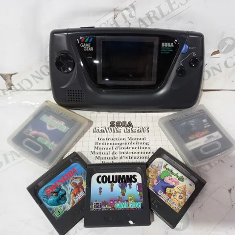 SEGA GAME GEAR PORTABLE VIDEO GAME SYSTEM W. SMALL ASSORTMENT OF GAMES