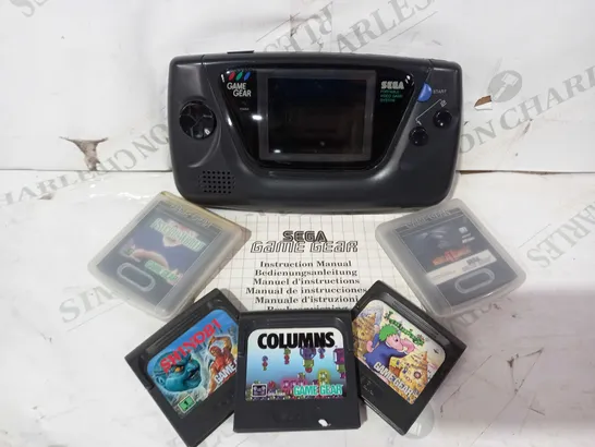 SEGA GAME GEAR PORTABLE VIDEO GAME SYSTEM W. SMALL ASSORTMENT OF GAMES