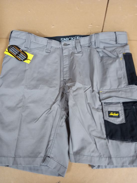 SNICKERS CRAFTSMEN RIP-STOP SHORTS GREY 47W 
