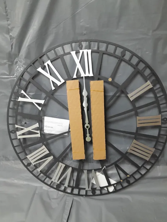 HOMETIME RETRO METAL SKELETON WALL CLOCK  RRP £14.99