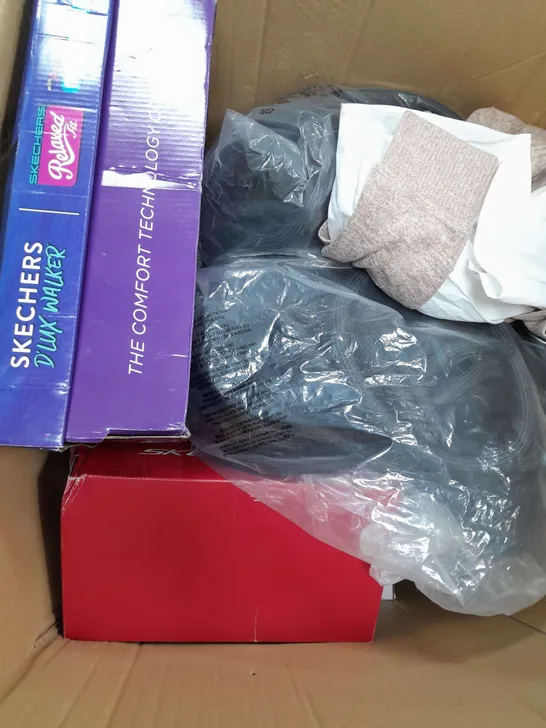 LARGE BOX OF APPROXIMATELY 10 ASSORTED HOUSEHOLD ITEMS TO INCLUDE CLOTHING , SHOES , ETC 