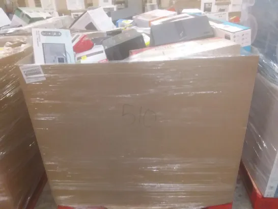 PALLET OF LARGE AMOUNT OF ASSORTED PRODUCTS TO INCLUDE SOUNDBAR, BOOMBOXES, AND KEYBOARDS ETC