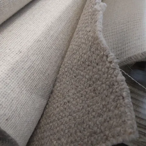 ROLL OF QUALITY HEATHCOTE BOUCLE CARPET // SIZE: APPROX 5 X 1.62m