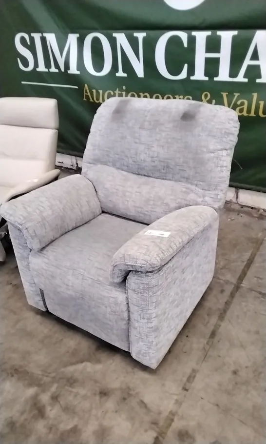 QUALITY BRITISH DESIGNED & MANUFACTURED G PLAN CHADWICK DUAL ELEVATE ARMCHAIR REMCO LIGHT GREY FABRIC