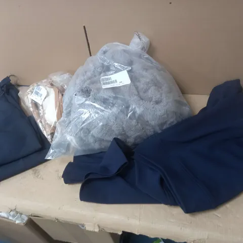 BOX OF 14 ASSORTED ITEMS TO INCLUDE: MONSOON TROUSERS, COZEEHOME, KIM&CO ETC