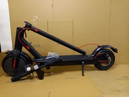 ELECTRIC SCOOTER WITH POWERFUL MOTOR & LONG-LIFE BATTERY - COLLECTION ONLY