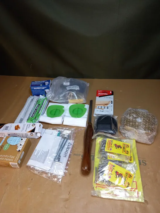 LOT OF ASSORTED HOUSEHOLD ITEMS TO INCLUDE HOOVER BAGS, TOOLS AND SCREWS