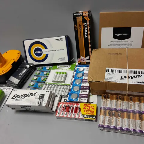 LOT OF BATTERYS TO INCLUDE DURACELL AA24, ETC