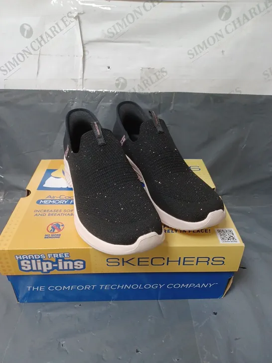 SKECHERS SLIP-INS TRAINERS BLACK GLITTER SIZE 7