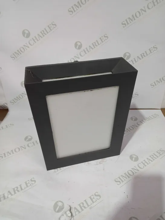 PHILIPS KARP LED OUTDOOR WALL LIGHT 